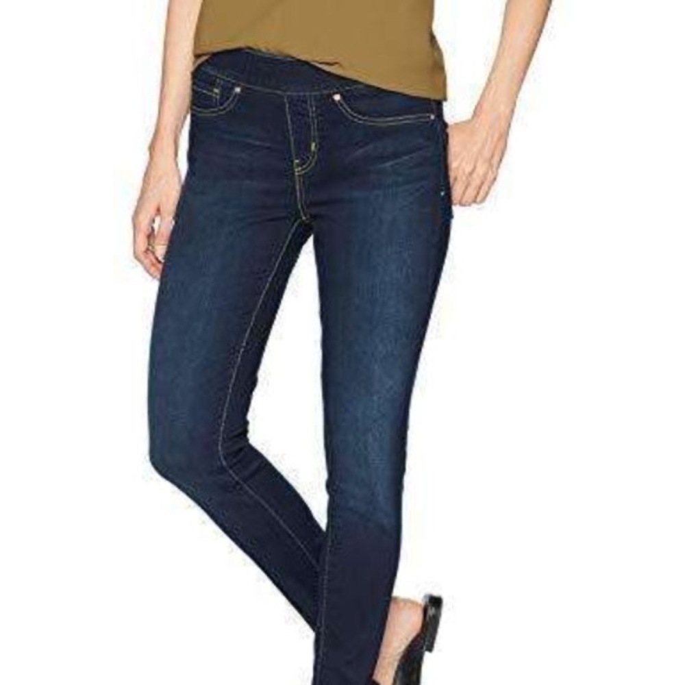 Levis Gold Label Women's Totally Shaping Pull On Mid Rise Skinny Jeans 2…
